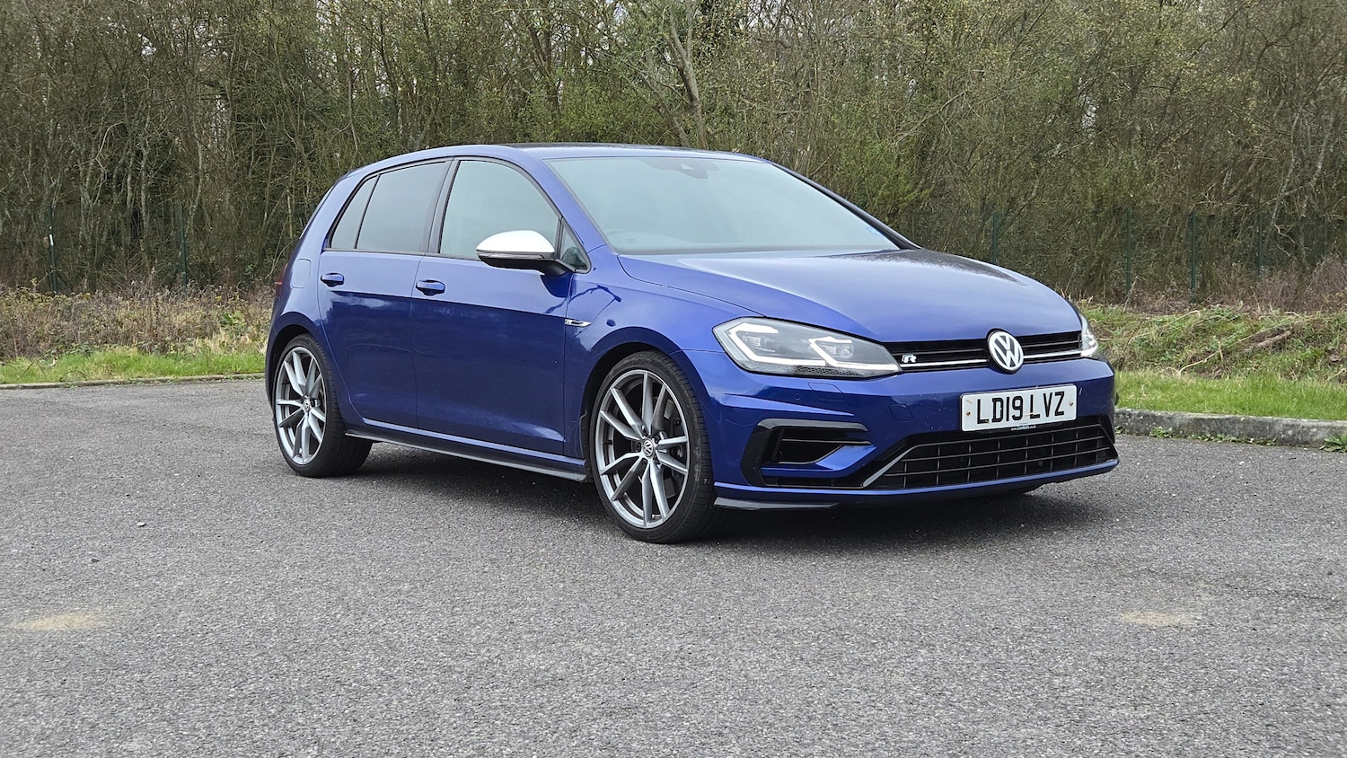 Used Volkswagen Golf 2019 for sale - 78043212: Photo 2