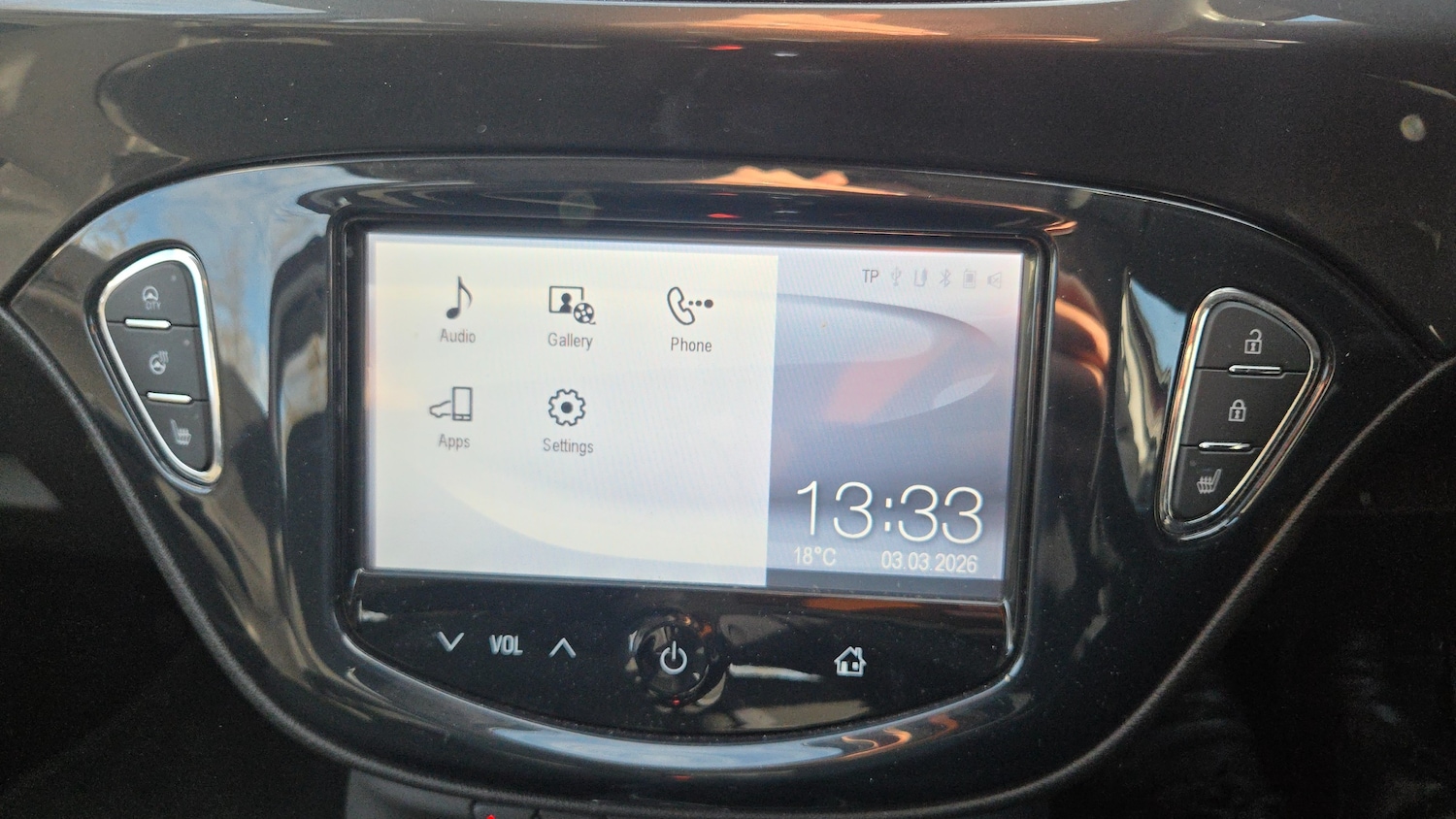 Used Vauxhall Corsa 2015 for sale - 77719046: Photo 8