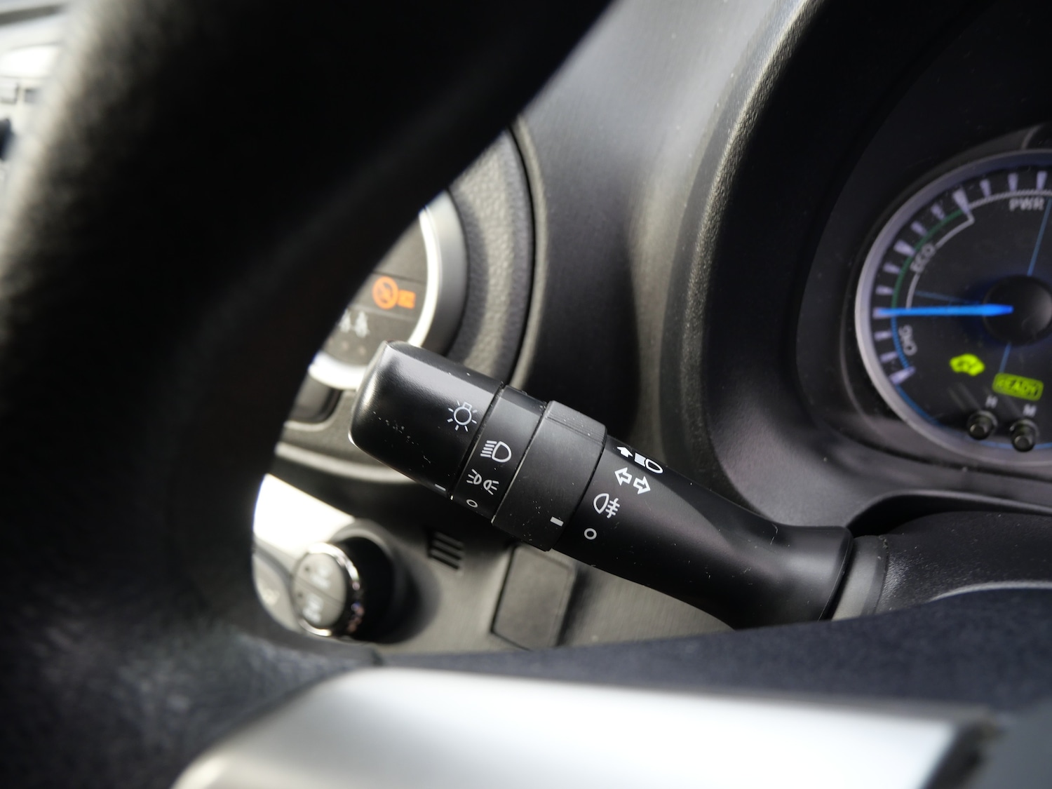 Used Toyota Yaris 2014 for sale - 76637935: Photo 24