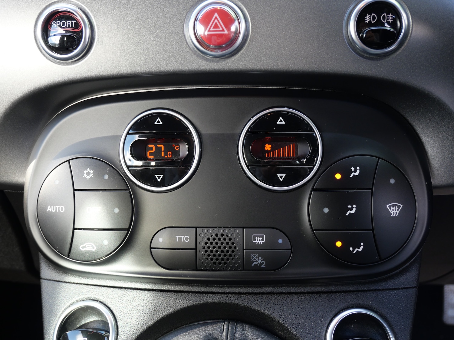 Used Abarth 595 2017 for sale - 76637943: Photo 24