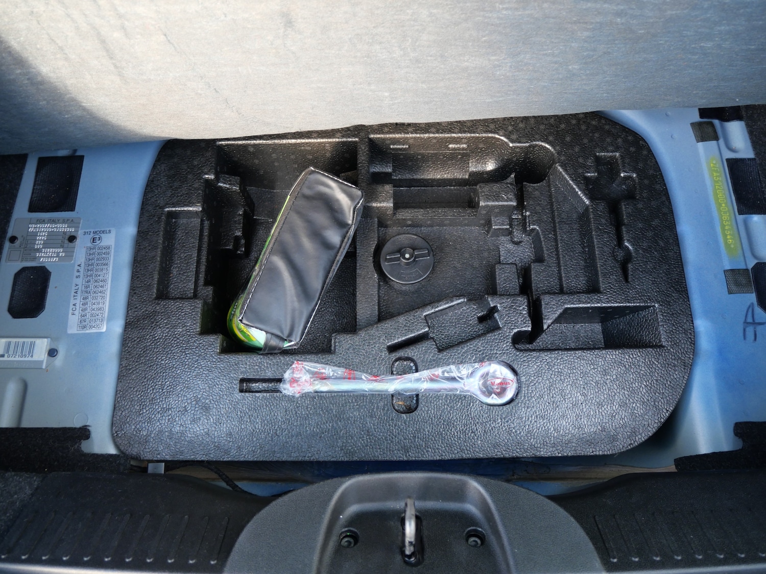 Used Abarth 595 2017 for sale - 76637943: Photo 41