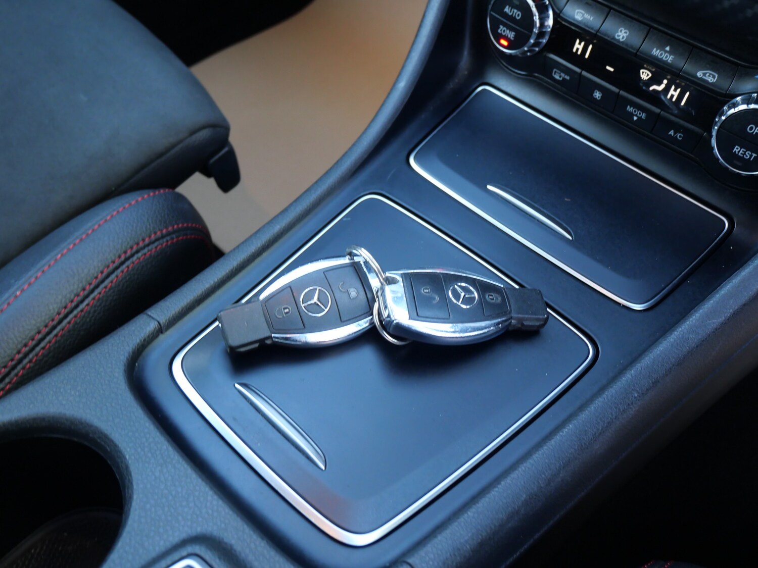 Used Mercedes-Benz A-Class 2017 for sale - 77002026: Photo 26