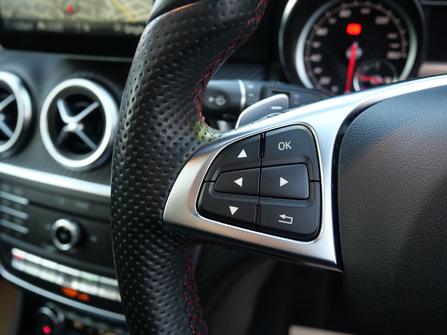 Used Mercedes-Benz A-Class 2017 for sale - 77002026: Photo 31