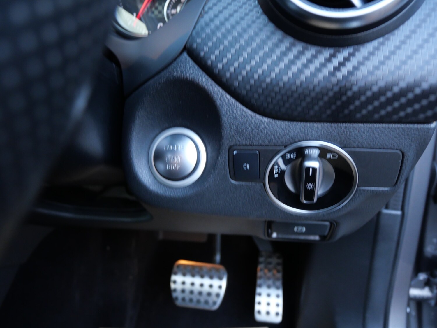 Used Mercedes-Benz A-Class 2017 for sale - 77002026: Photo 37