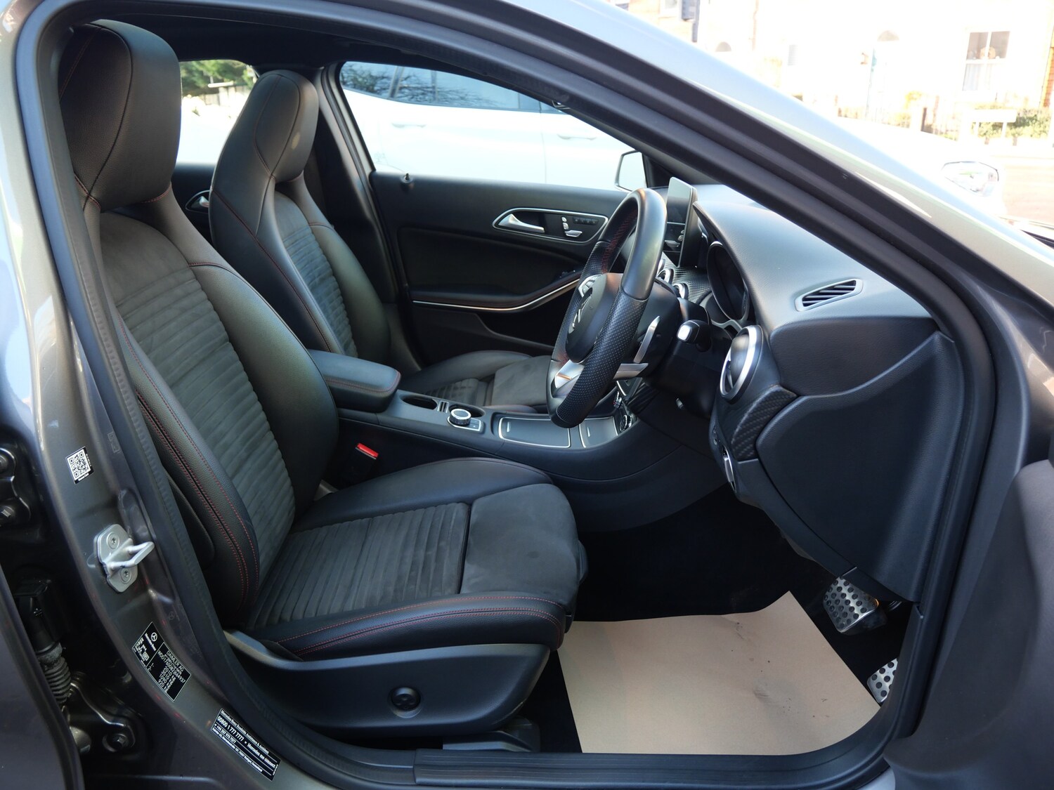 Used Mercedes-Benz A-Class 2017 for sale - 77002026: Photo 8