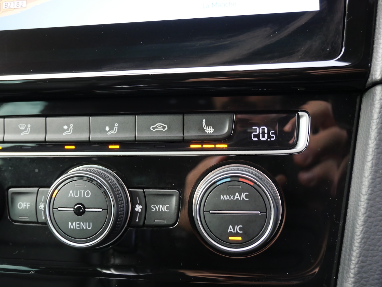 Used Volkswagen Golf 2017 for sale - 77546170: Photo 24