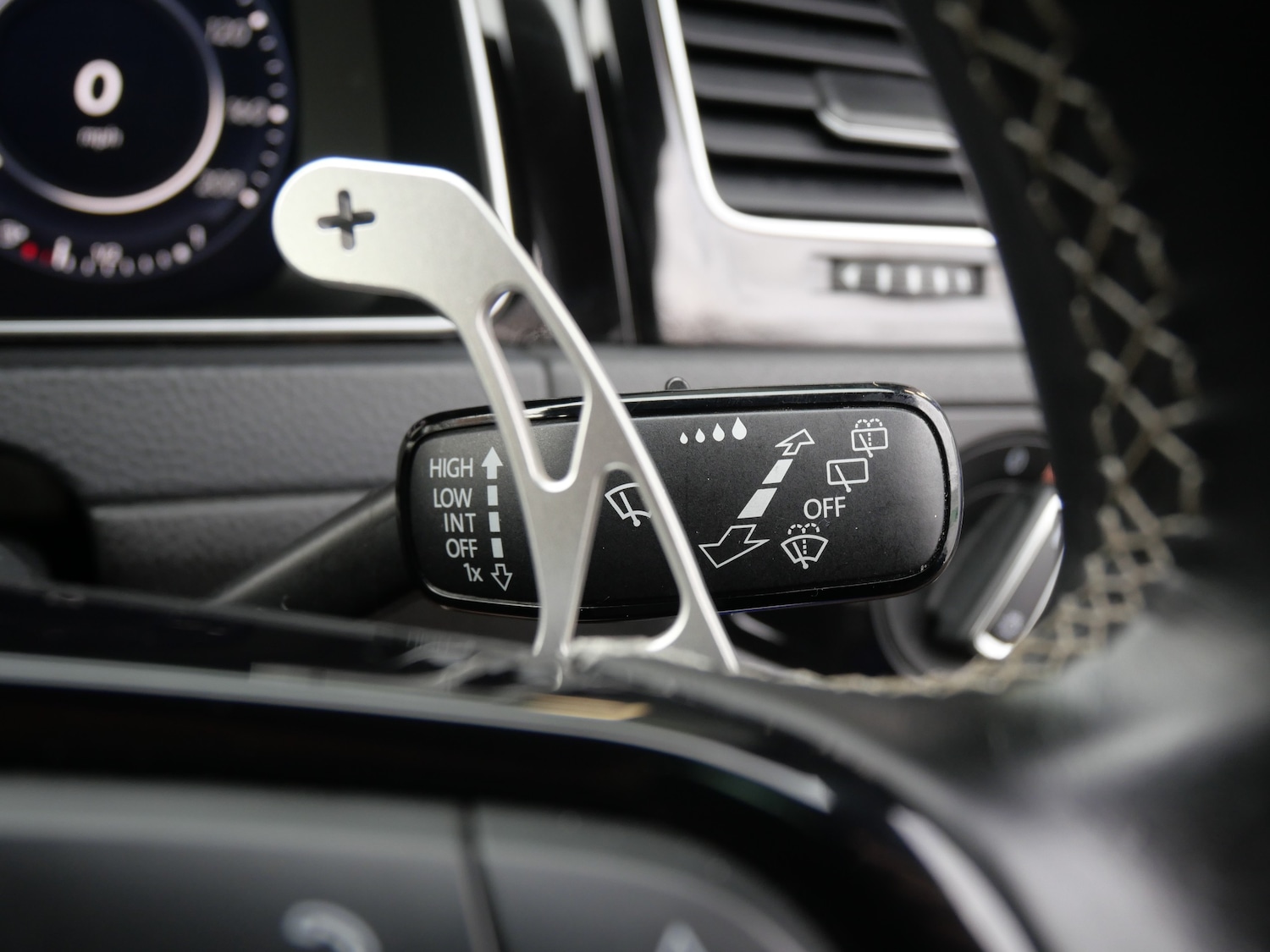 Used Volkswagen Golf 2017 for sale - 77546170: Photo 38