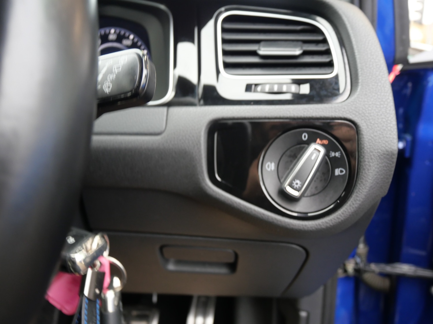 Used Volkswagen Golf 2017 for sale - 77546170: Photo 39