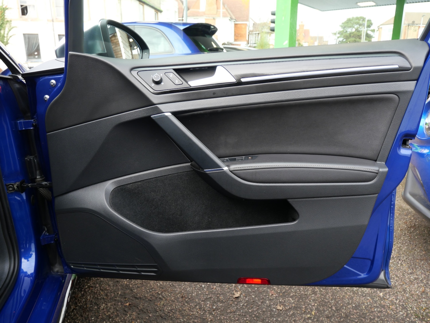 Used Volkswagen Golf 2017 for sale - 77546170: Photo 41