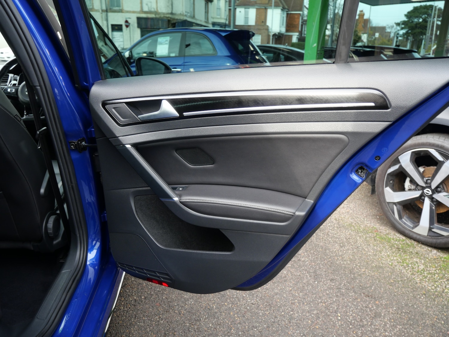 Used Volkswagen Golf 2017 for sale - 77546170: Photo 42