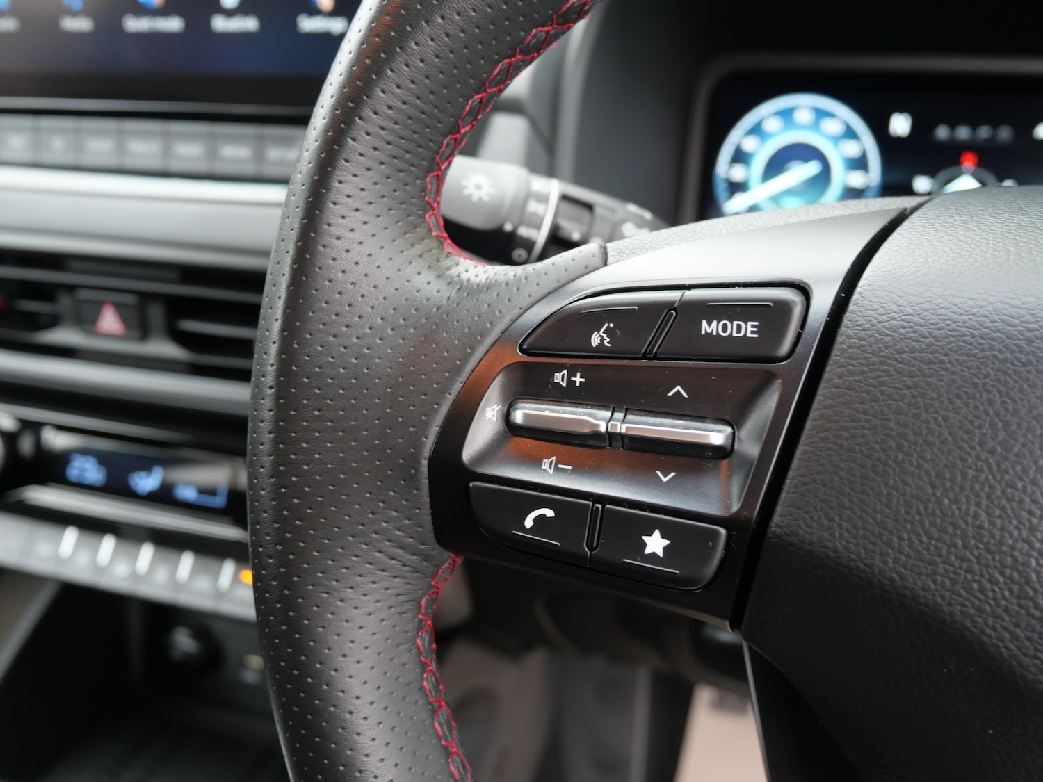 Used Hyundai KONA 2022 for sale - 76637948: Photo 28