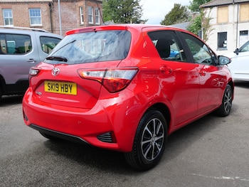 Used Toyota Yaris 2019 for sale - 78502282: Photo