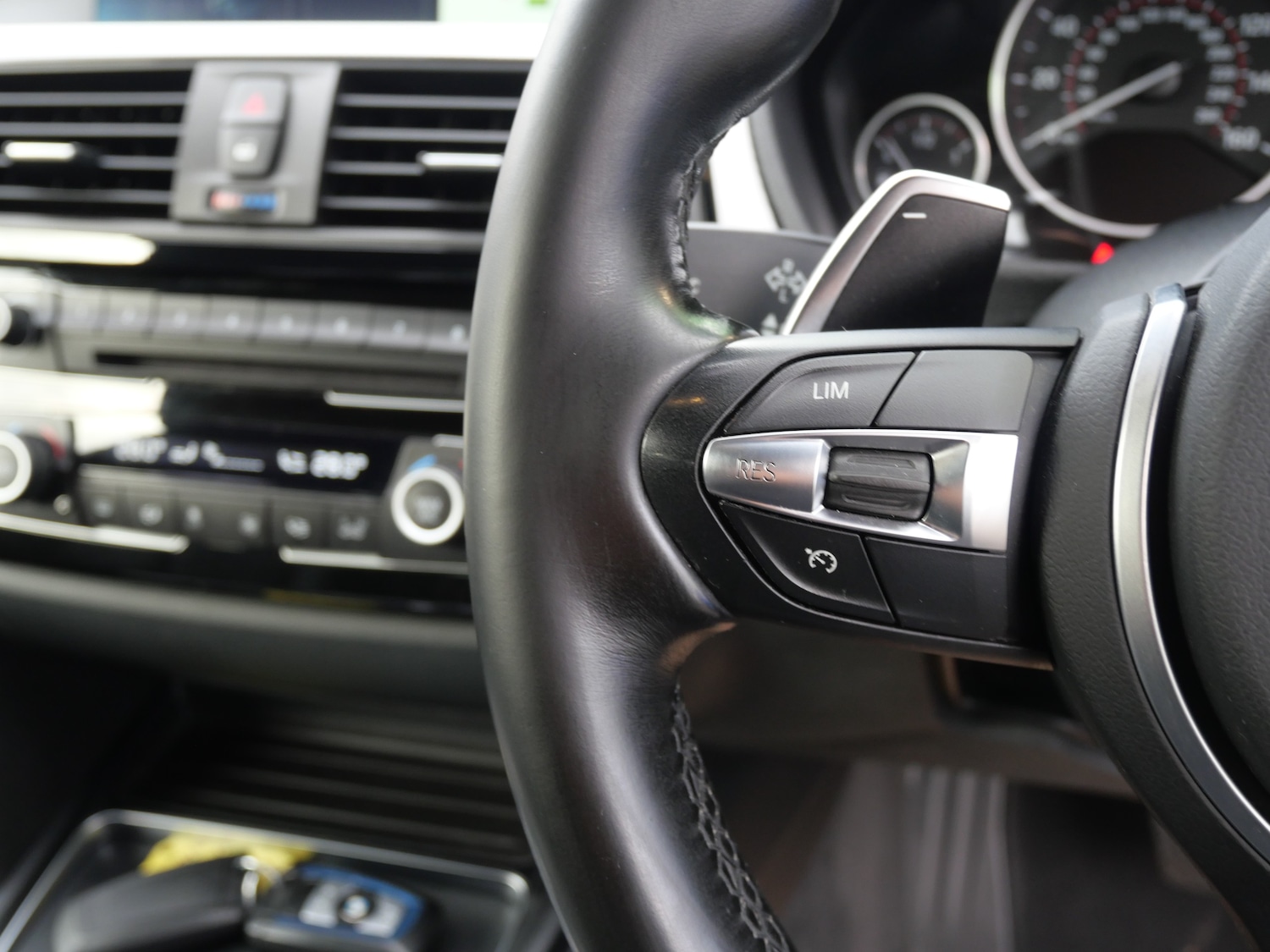 Used BMW 4 Series 2017 for sale - 76637924: Photo 34