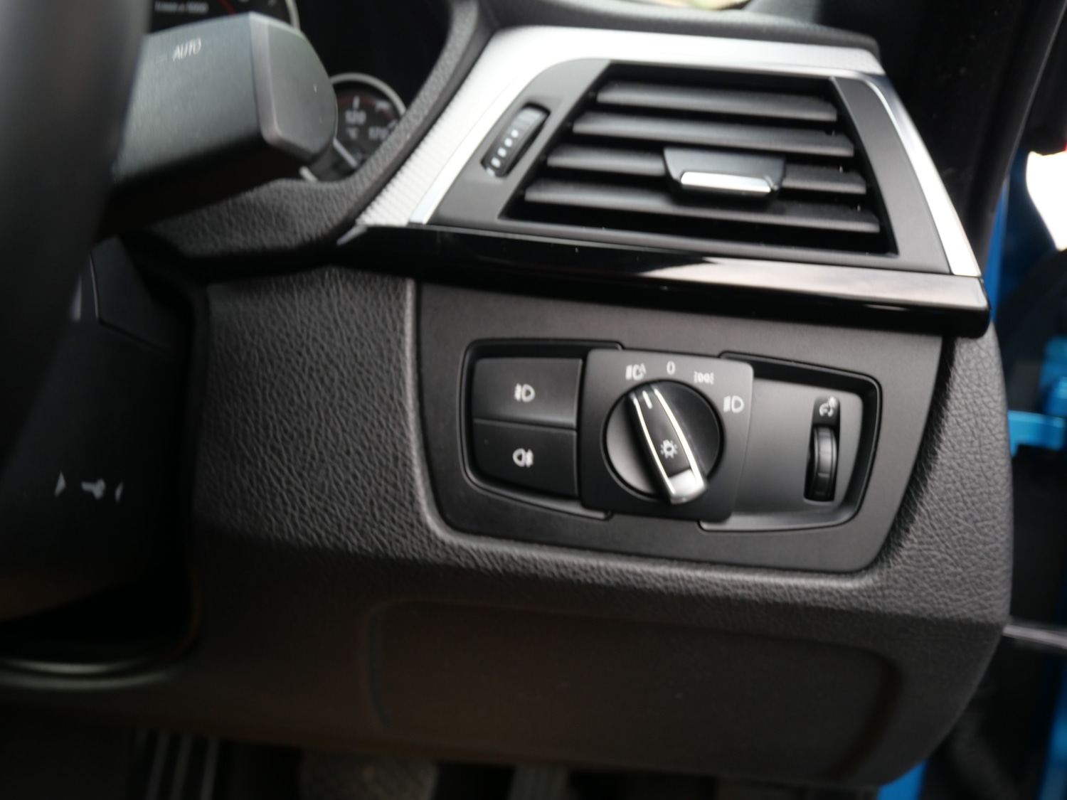 Used BMW 4 Series 2017 for sale - 76637924: Photo 40