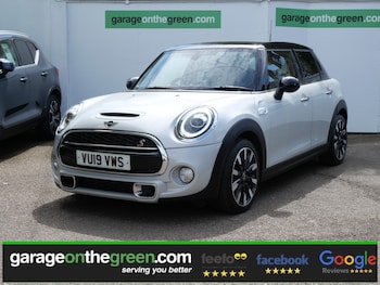 Used MINI Hatch 2019 for sale - 78300178: Photo