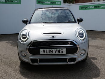Used MINI Hatch 2019 for sale - 78300178: Photo