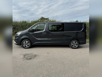 Used Renault Trafic 2024 for sale - 77654092: Photo