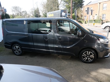 Used Renault Trafic 2024 for sale - 77654092: Photo