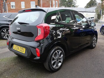 Used Kia Picanto 2024 for sale - 77360645: Photo