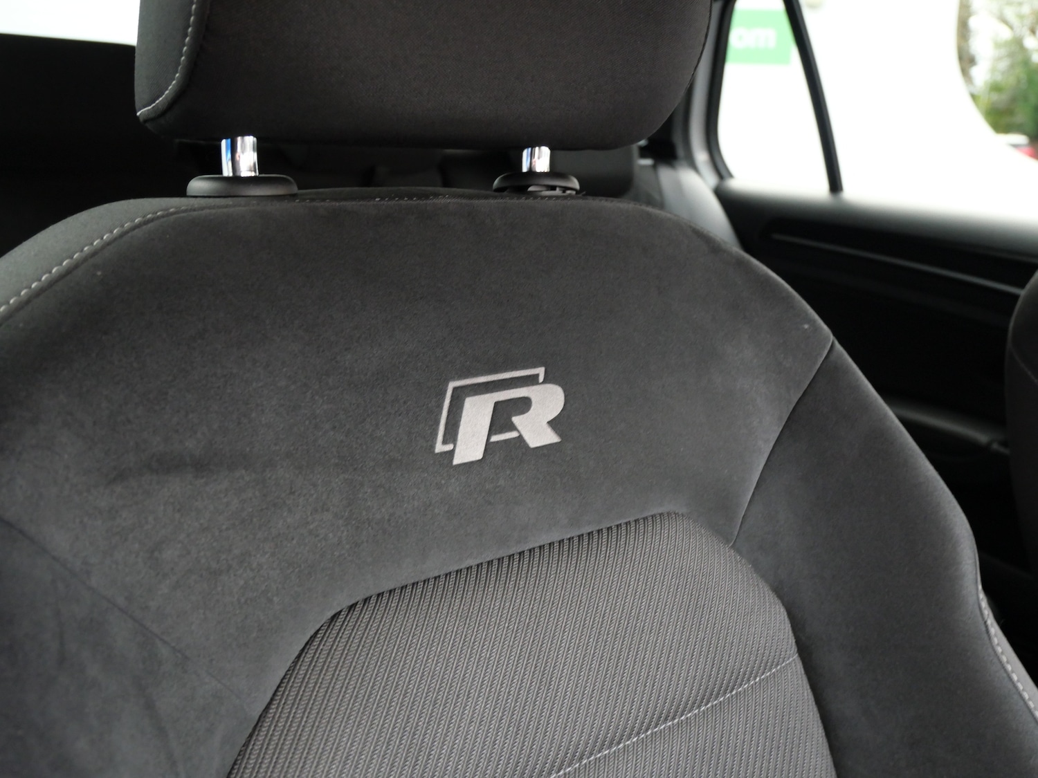 Used Volkswagen Golf 2019 for sale - 76637945: Photo 10