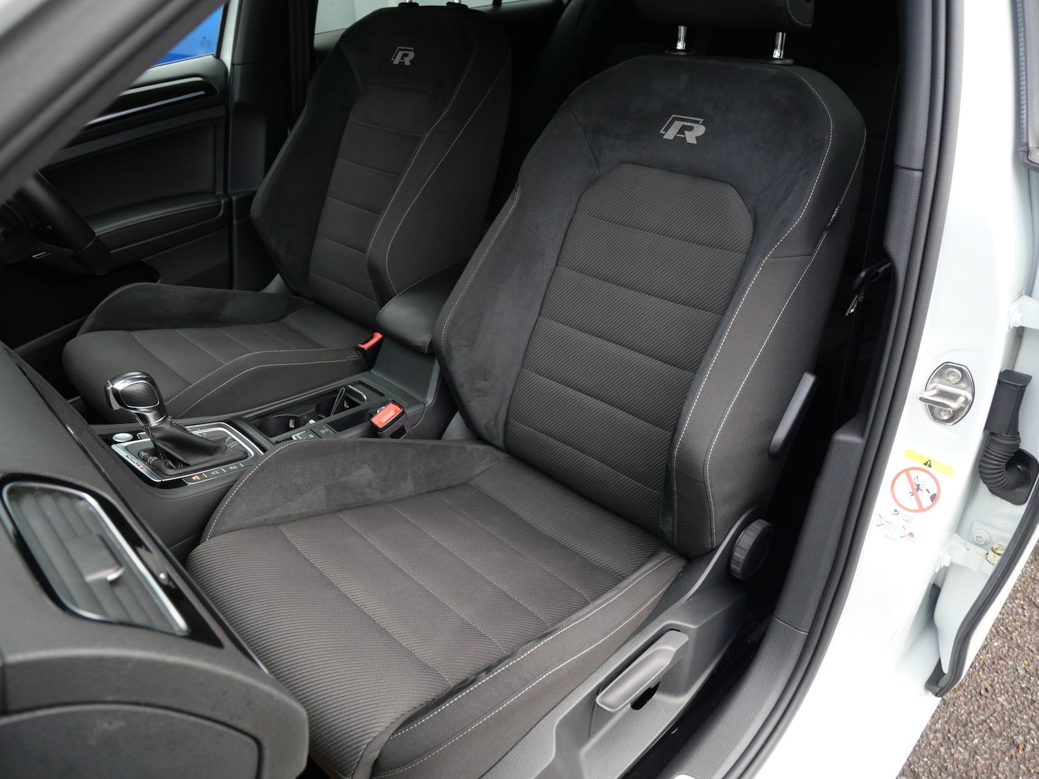 Used Volkswagen Golf 2019 for sale - 76637945: Photo 13