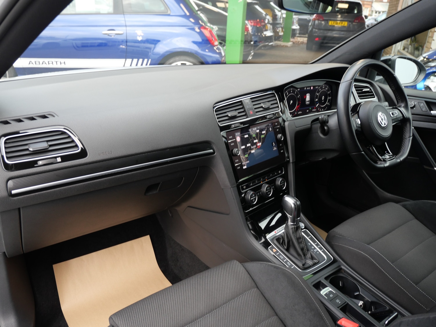 Used Volkswagen Golf 2019 for sale - 76637945: Photo 15