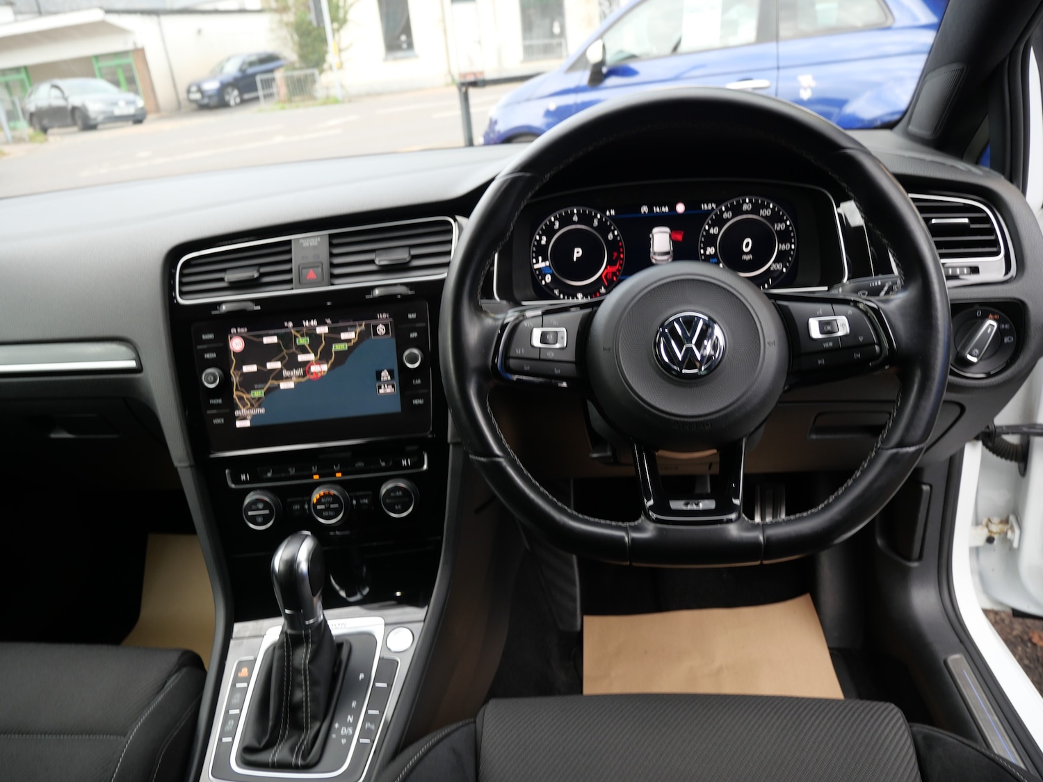 Used Volkswagen Golf 2019 for sale - 76637945: Photo 17