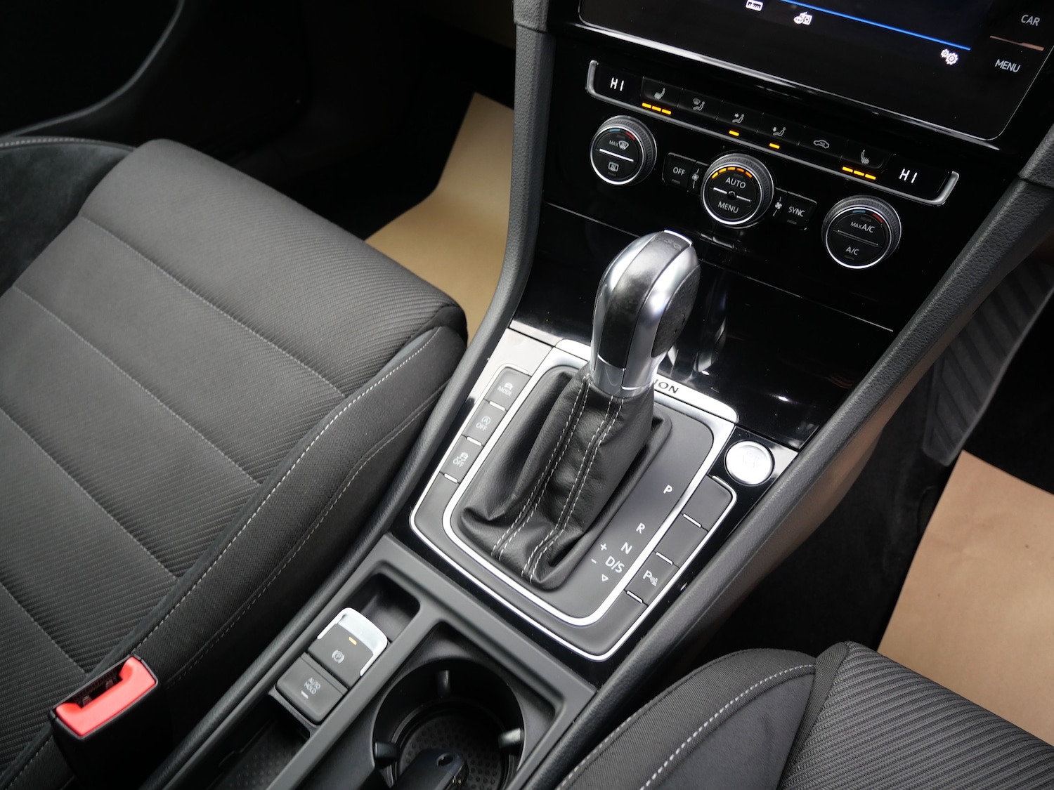 Used Volkswagen Golf 2019 for sale - 76637945: Photo 27