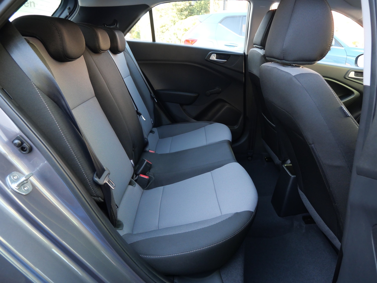 Used Hyundai i20 2019 for sale - 76637947: Photo 10