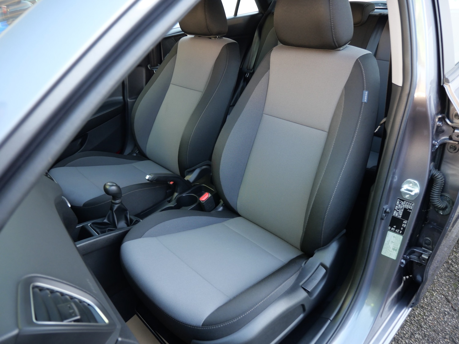 Used Hyundai i20 2019 for sale - 76637947: Photo 12