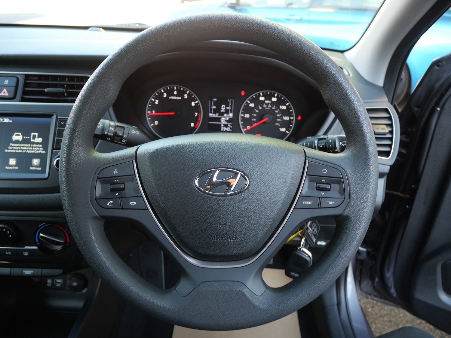 Used Hyundai i20 2019 for sale - 76637947: Photo 23