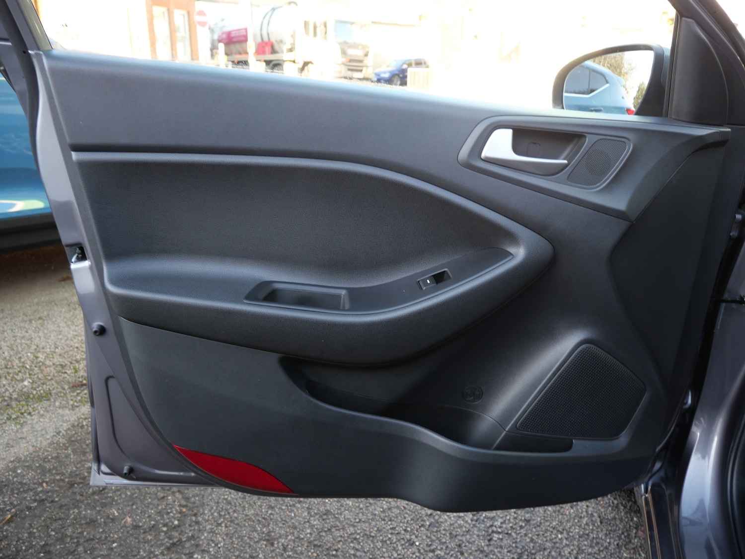 Used Hyundai i20 2019 for sale - 76637947: Photo 32