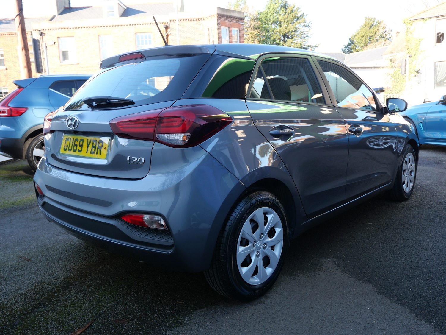 Used Hyundai i20 2019 for sale - 76637947: Photo 4