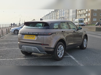 Used Land Rover Range Rover Evoque 2019 for sale - 77997679: Photo