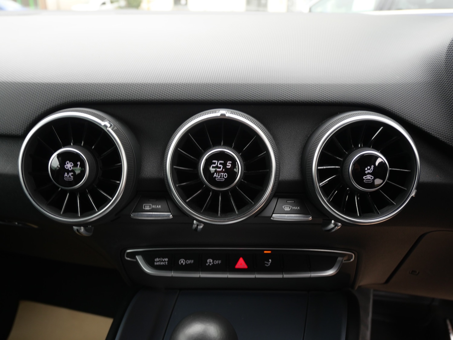 Used Audi TT 2016 for sale - 76637923: Photo 17