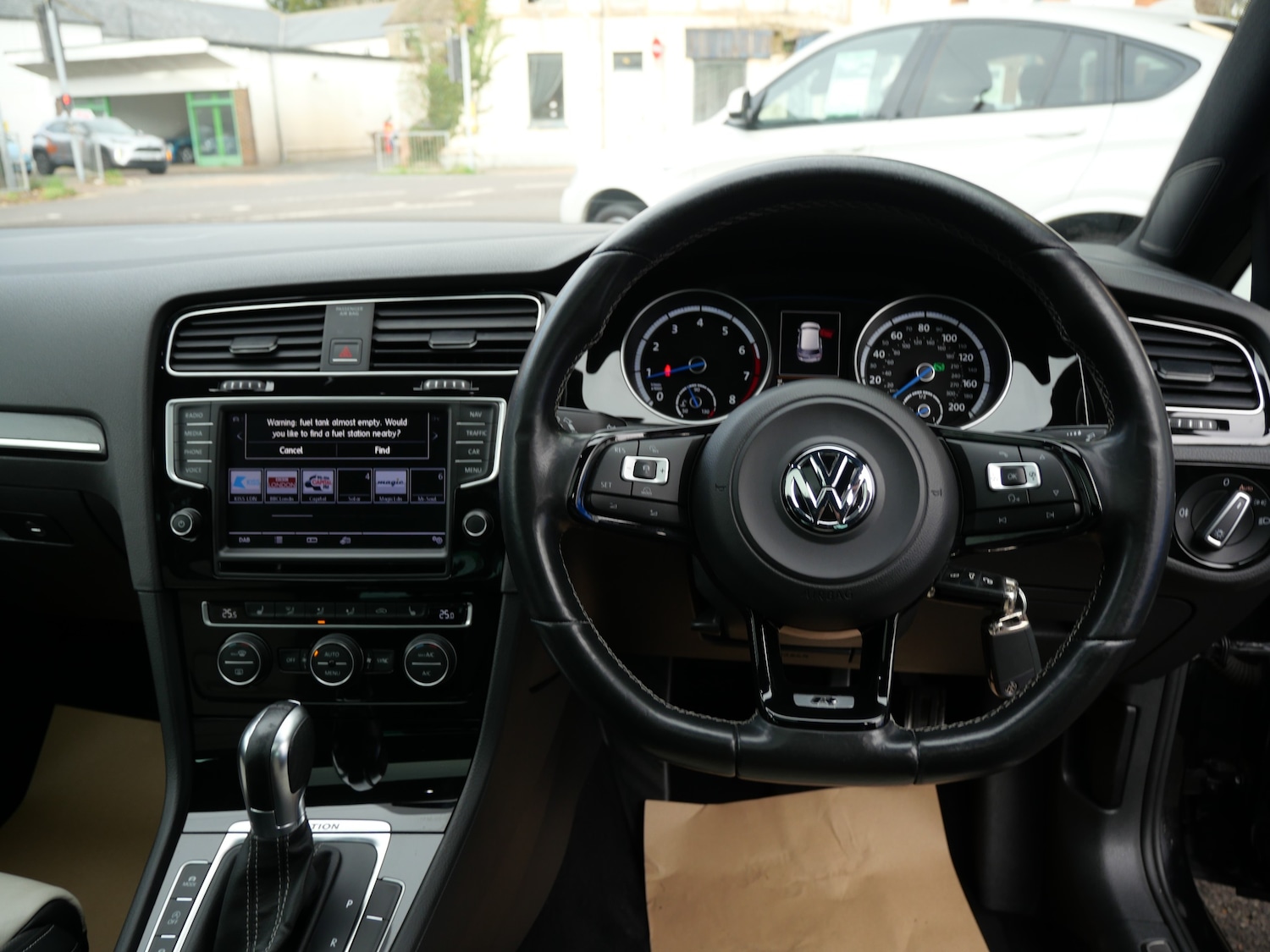 Used Volkswagen Golf 2016 for sale - 76637946: Photo 16