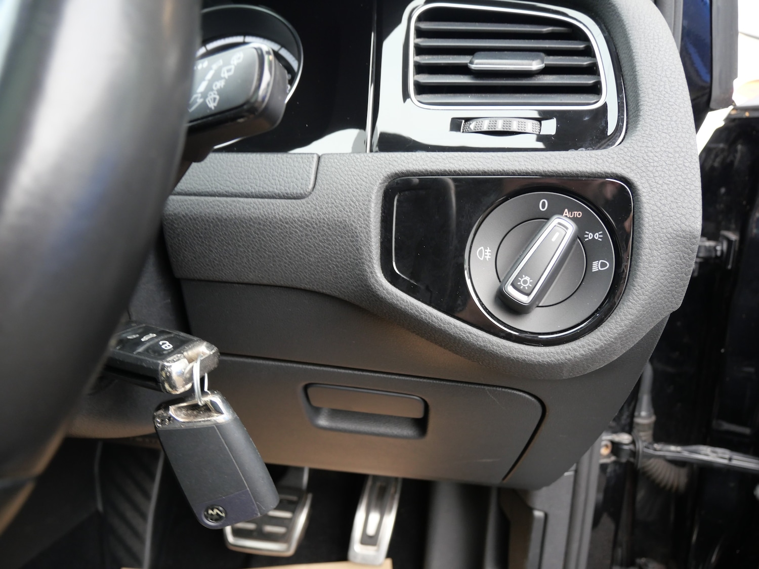 Used Volkswagen Golf 2016 for sale - 76637946: Photo 38