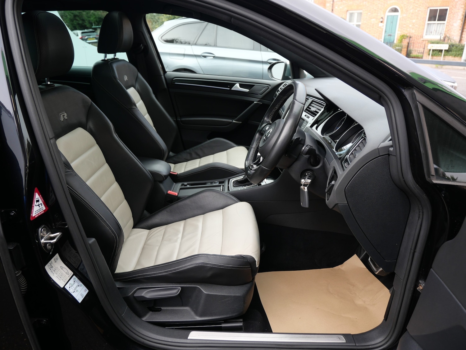 Used Volkswagen Golf 2016 for sale - 76637946: Photo 8