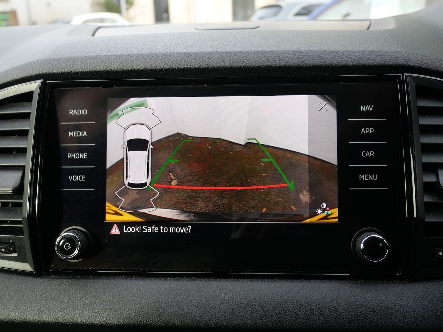 Used Skoda Karoq 2020 for sale - 76637921: Photo 19