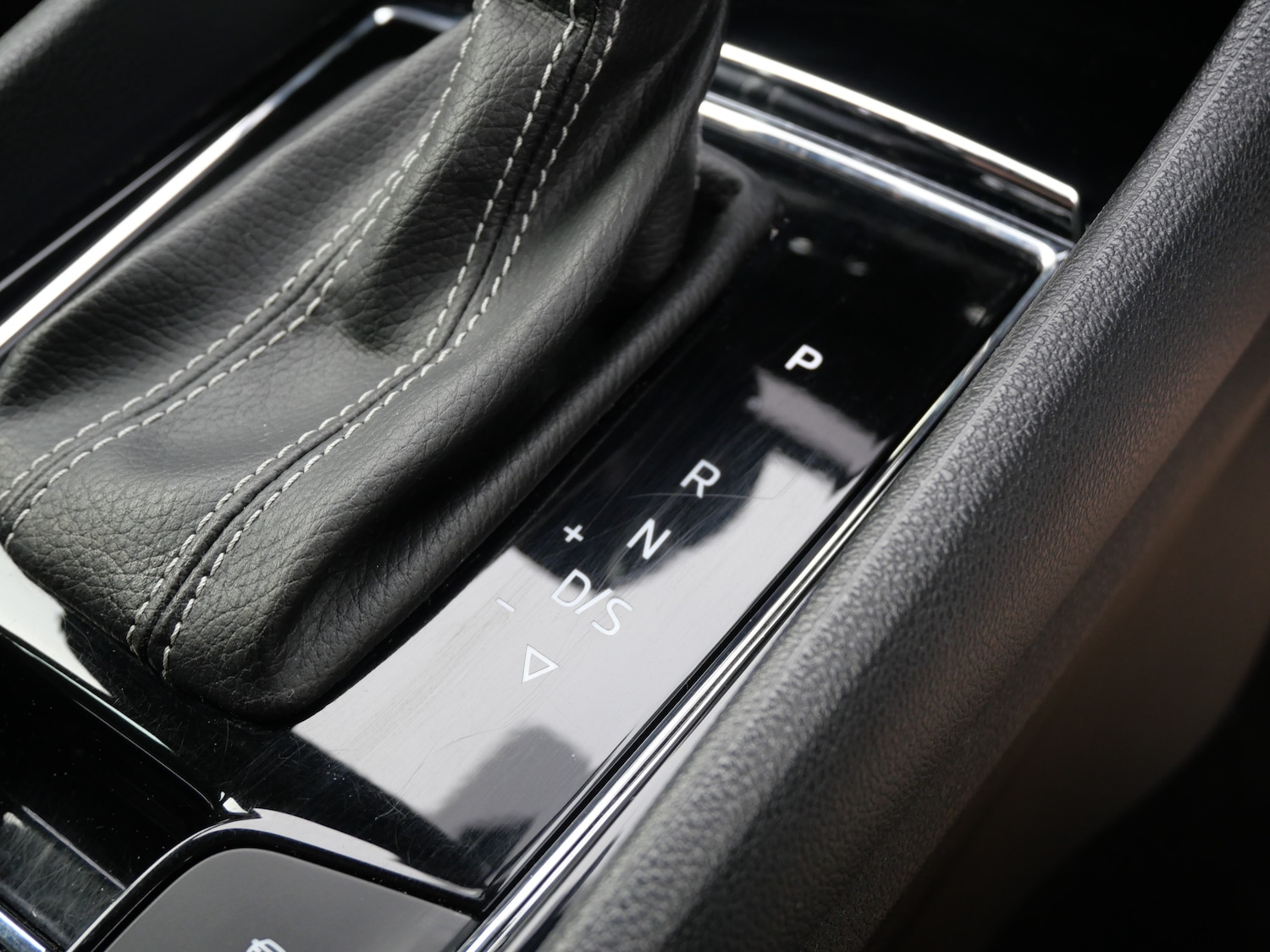 Used Skoda Karoq 2020 for sale - 76637921: Photo 27