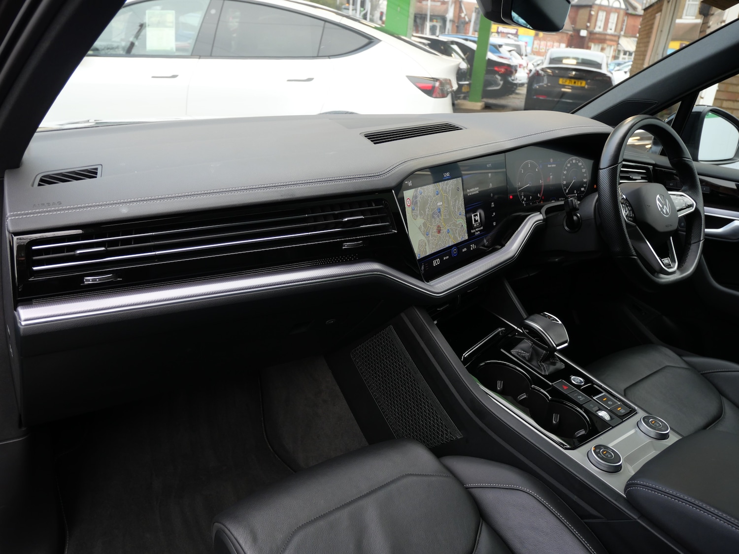 Used Volkswagen Touareg 2022 for sale - 77249411: Photo 14