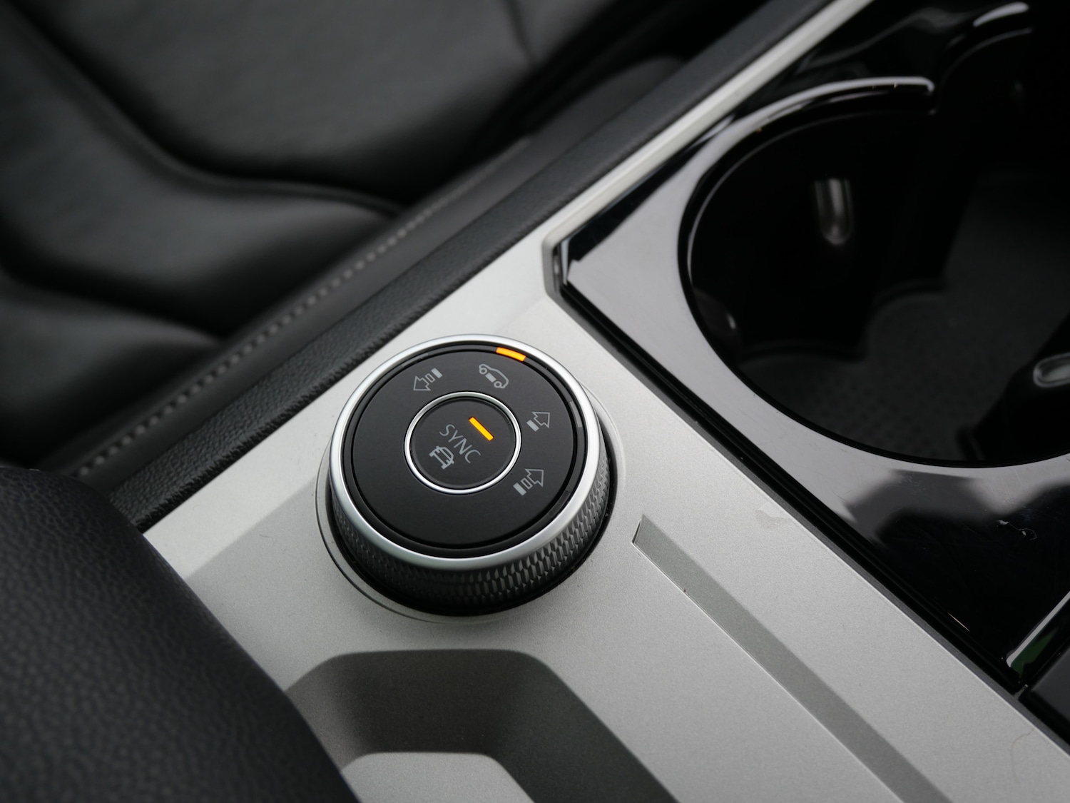 Used Volkswagen Touareg 2022 for sale - 77249411: Photo 24