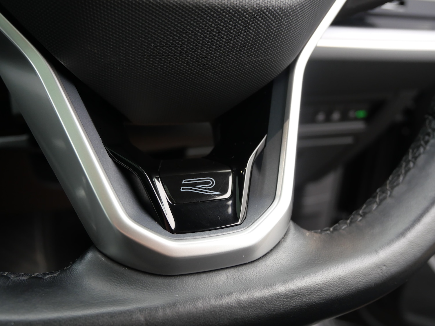 Used Volkswagen Touareg 2022 for sale - 77249411: Photo 33