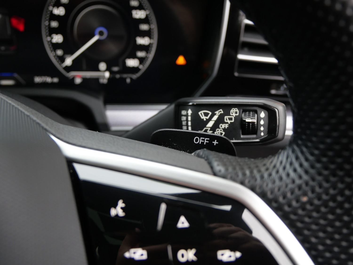 Used Volkswagen Touareg 2022 for sale - 77249411: Photo 35