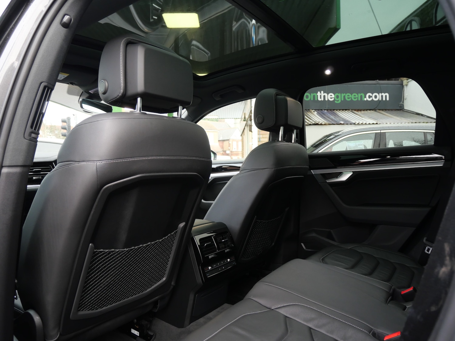 Used Volkswagen Touareg 2022 for sale - 77249411: Photo 52