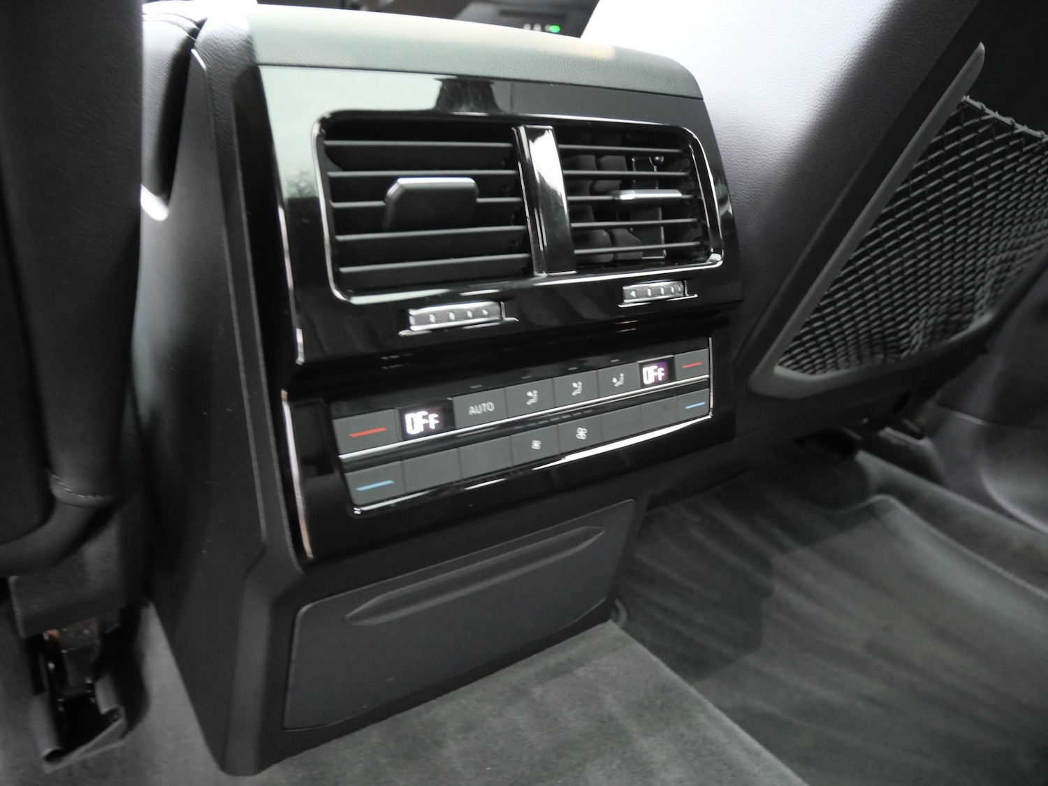 Used Volkswagen Touareg 2022 for sale - 77249411: Photo 53