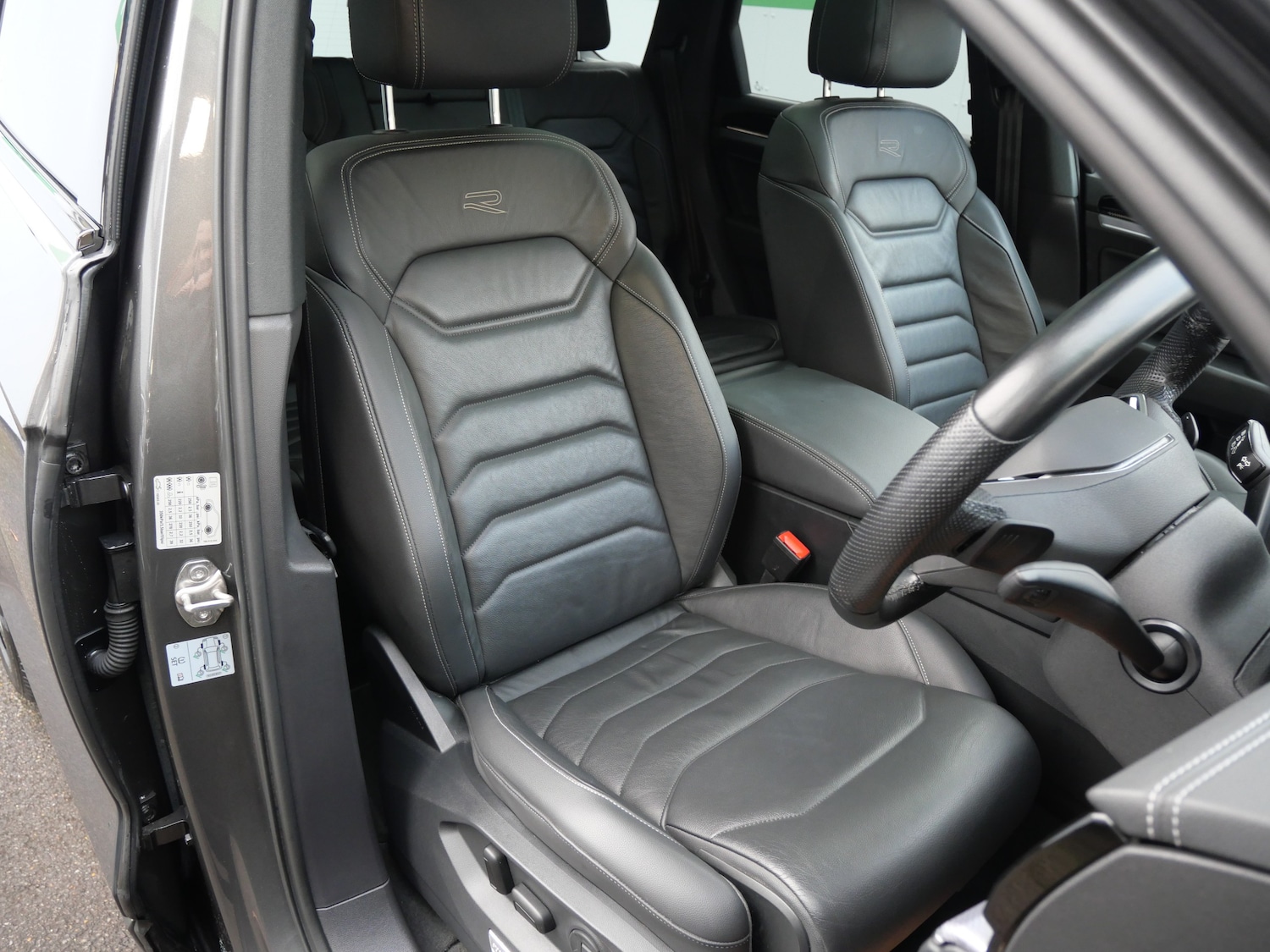 Used Volkswagen Touareg 2022 for sale - 77249411: Photo 9