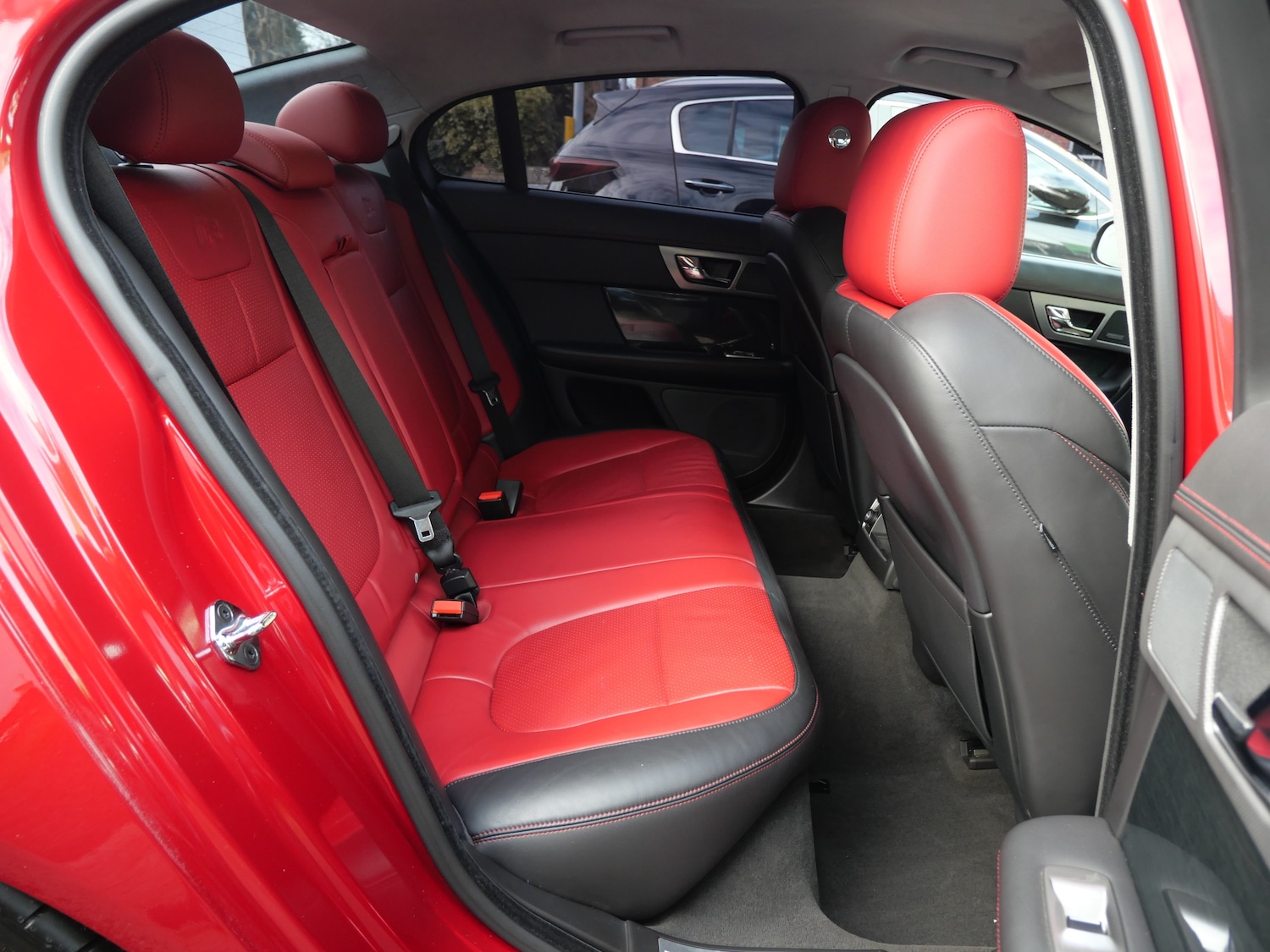 Used Jaguar XF 2013 for sale - 76637932: Photo 11