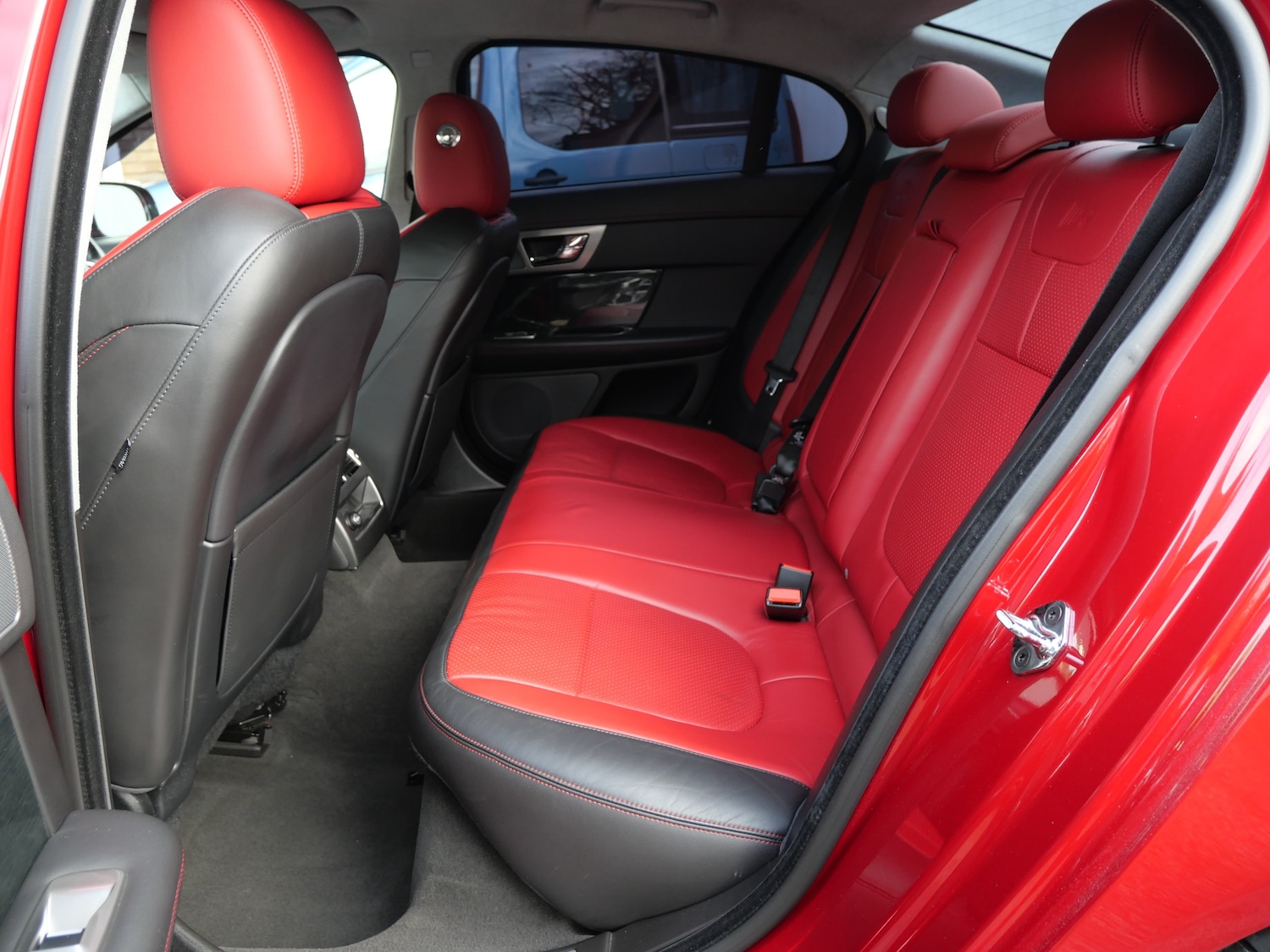 Used Jaguar XF 2013 for sale - 76637932: Photo 12