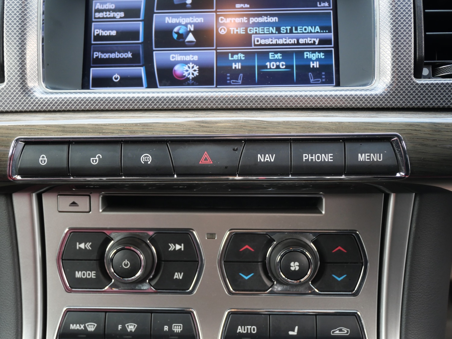 Used Jaguar XF 2013 for sale - 76637932: Photo 27